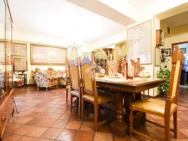 Trilocale viale Regina Elena 129, Libertà, Messina