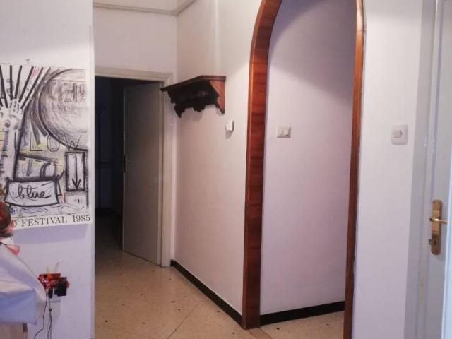 Trilocale viale Rinascita, Centro, Terni