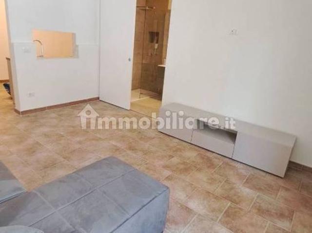 Trilocale vicolo Caroto 51, Centro, Casale Monferrato