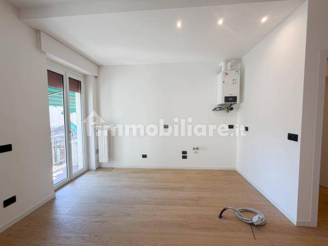 Trilocale vicolo Colombine 2, Veronetta, Verona