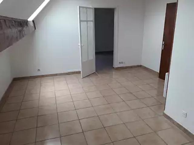 Fublaines 77470 Location appartement 2 pièces t2 au dernier étage