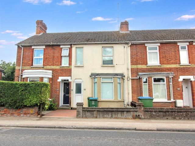 Tring Road, Aylesbury HP20, 3 bed terraced house to rent, £1,600 pcm | PrimeLocation