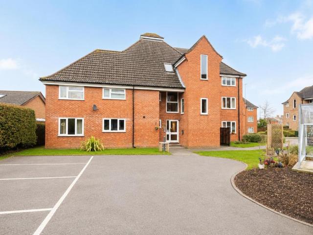 Trinity Mews, Bury St Edmunds IP33 2 bed apartment to rent £1,000 pcm £231 pw
