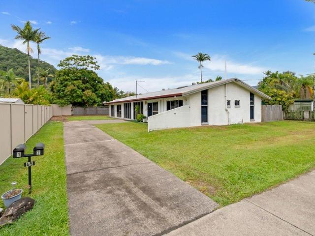 Trinity Beach Renovated Duplex