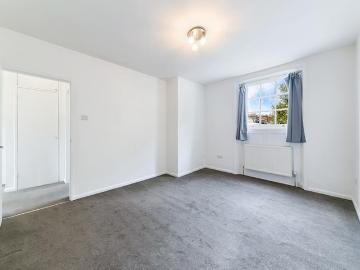 Trinity Church Square, Southwark. 1 bed flat to rent £2,149 pcm £496 pw