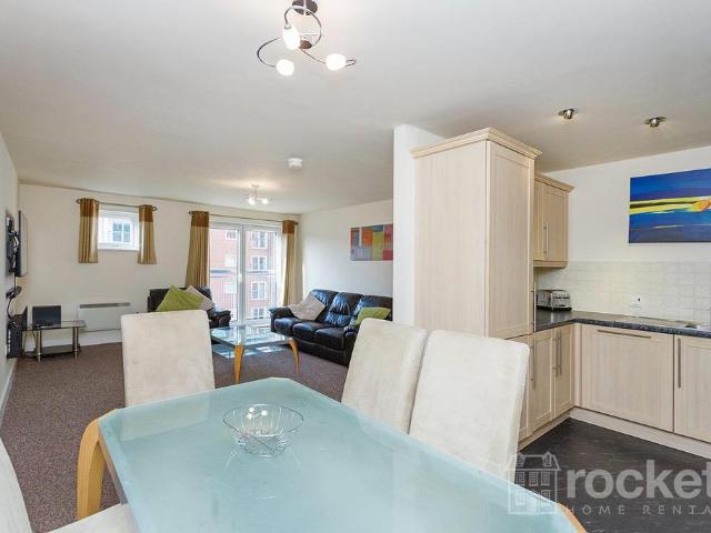 Trinity Court, No.1 London Road. 2 bed apartment to rent £1,075 pcm £248 pw