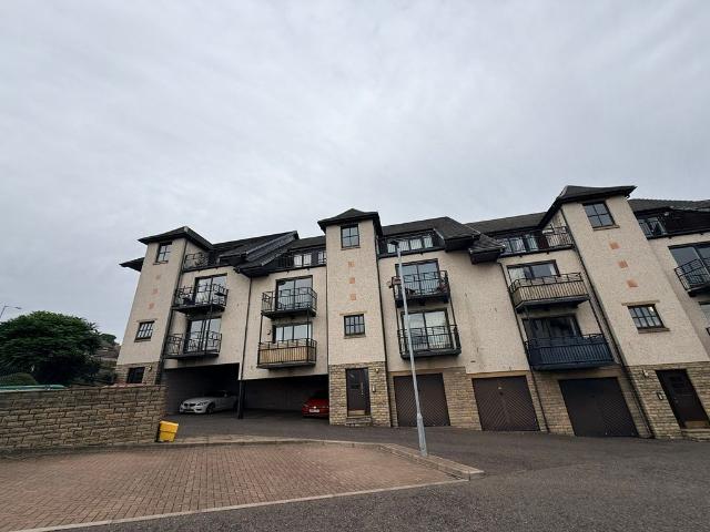 Trinity Court, Dundee DD2, 2 bed flat to rent, £1,300 pcm | PrimeLocation