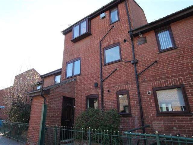 Trinity Court, Fish Street HU1, 1 bed flat to rent, £650 pcm | PrimeLocation