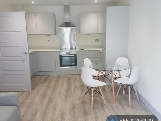 Trinity Court, Leeds, LS9 2 bed flat to rent £1,150 pcm £265 pw