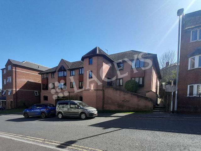 Trinity Court, South Street, Yeovil BA20, 1 bed flat to rent, £750 pcm | PrimeLocation