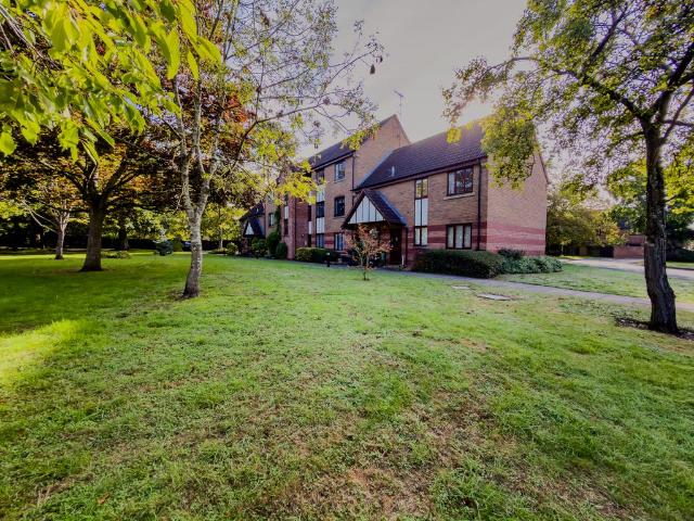 Trinity Grange, Kidderminster, DY10 2BJ 1 bed flat to rent £750 pcm £173 pw