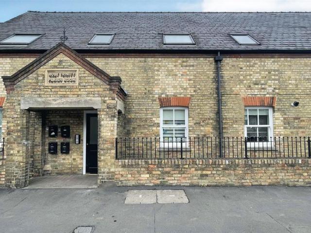 Trinity Hall, 35 Newnham Street, Ely CB7, 2 bed flat to rent, £1,000 pcm | PrimeLocation