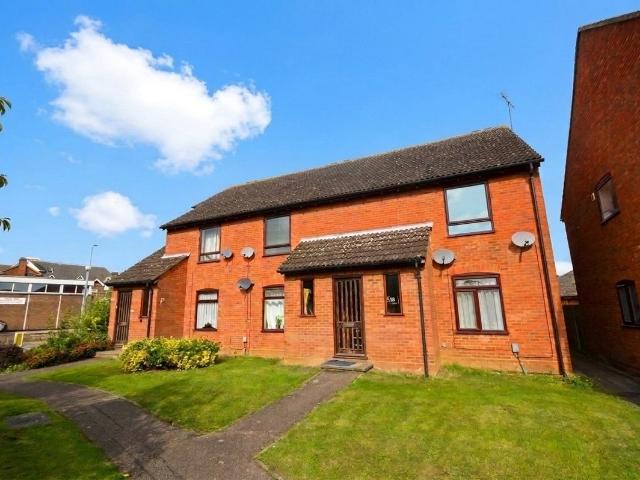 Trinity Place, Stevenage SG1, 1 bed flat to rent, £1,150 pcm | PrimeLocation