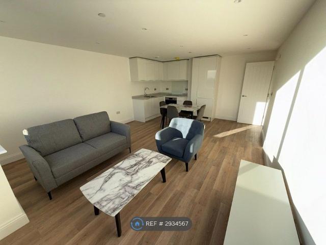 Trinity Point, Gravesend DA11, 2 bed flat to rent, £1,900 pcm | PrimeLocation