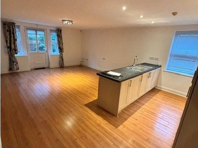 Trinity Road, Darlington DL3, 2 bed flat to rent, £750 pcm | PrimeLocation