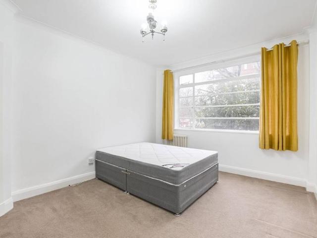 Trinity St Mary's CofE Primary School, 6 Balham Park Road, London, SW12 8DR, United Kingdom | 2 bed apartment for rent #129873877 | Rentberry