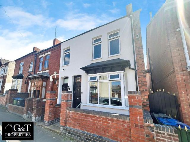Trinity Street, Cradley Heath 3 bed terraced house to rent £1,100 pcm £254 pw