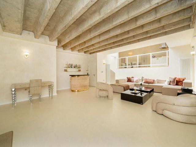 Trinity Walk, London NW3 3 bed flat to rent £13,500 pcm £3,115 pw