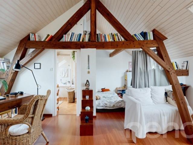 Triplex mit 4,5 Pence + gemietetem Studio Ideal in Aubonne