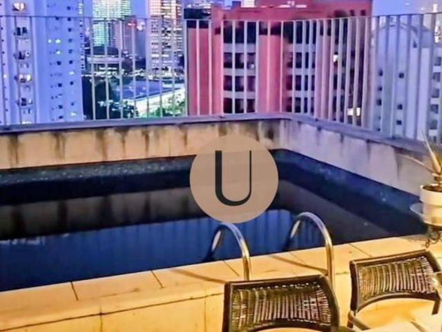 Triplex no Real Parque em frente ao Surf Club. 367m2 a.u. Piscina no rooftop por R$ 3.500.000,00 ven