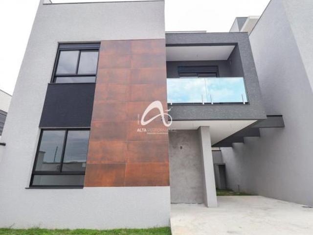Triplex Novo em Condomínio com Terraço • Boqueirão