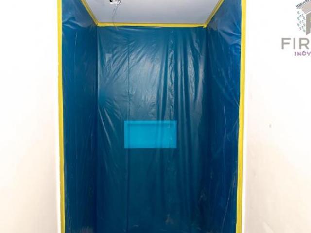 Triplex novo em condomínio no Hauer com 4 quartos e ático