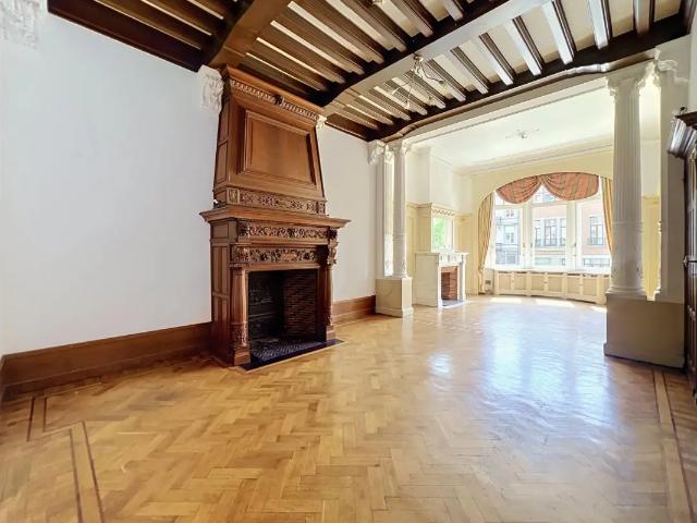 Triplex à louer à BOULEVARD GÉNÉRAL JACQUES 186 Ixelles