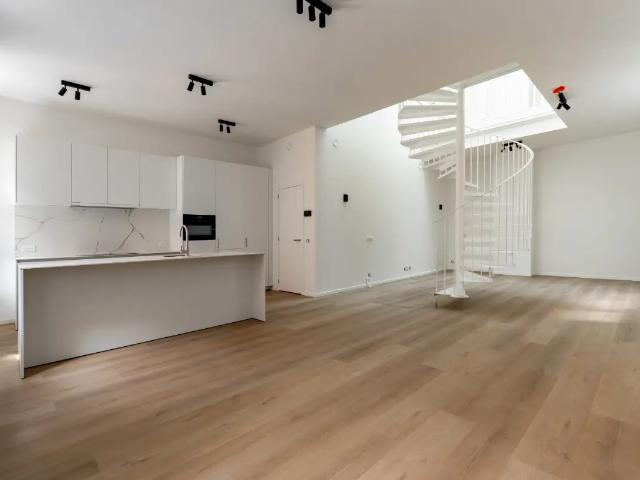Triplex à louer à Rue d'Argent 4 Bruxelles