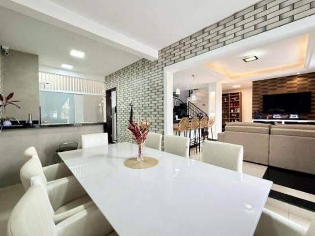 TRIPLEX A VENDA EM CURITIBA TINGUI