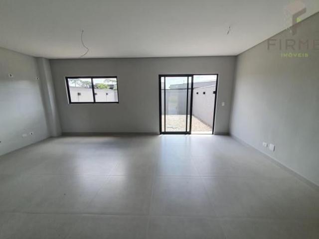 Triplex à Venda no Condomínio Life Garden Costeira | São José dos Pinhais