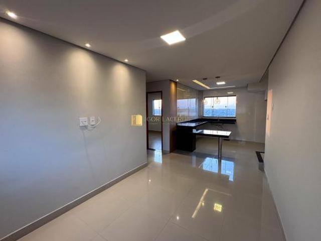 Triplex à venda no bairro Novo Horizonte