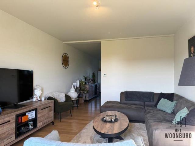 Triplex appartement met 3 slpks, bureel, garage en terras