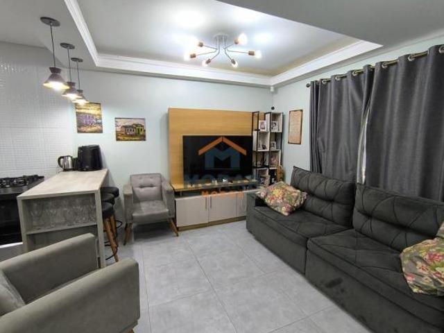 Triplex com 3 quartos próximo do mar