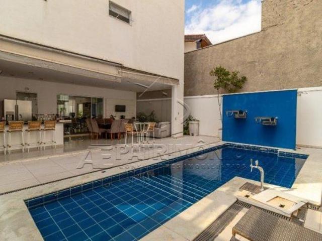 TRIPLEX COM 3 SUÍTES SENDO 1 MASTER  CAMPOLIM  SOROCABA  SUL