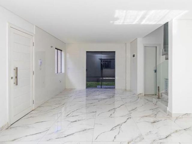 Triplex com Terraço Panorâmico no Guabirotuba 3 Quartos e 2 Vagas