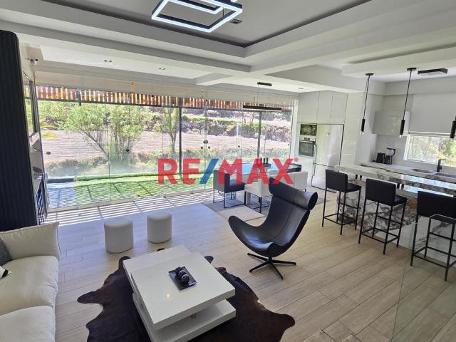 Triplex De Lujo Amoblado En Valle Escondido Cayma
