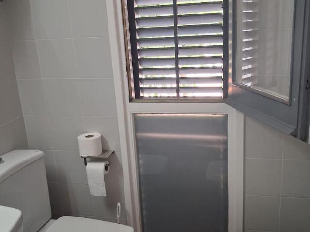 Tríplex en Alquiler en Sitges – A 5 Minutos de la Playa con Terraza Privada Triplex for Rent in Sitges – Just 5 Minutes from the Beach with Private Terrace