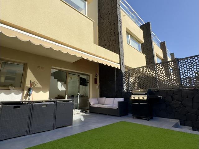 Triplex en Amarilla Golf