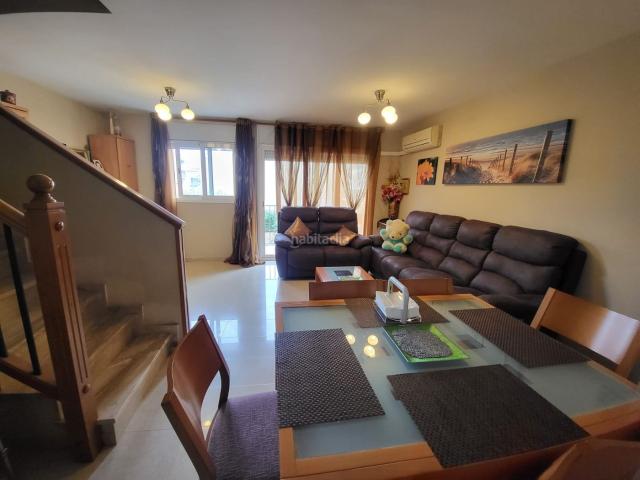 Tríplex en venta en Calella. Oportunidad! Vivienda con parquing y trastero en el centro. Tríplex.