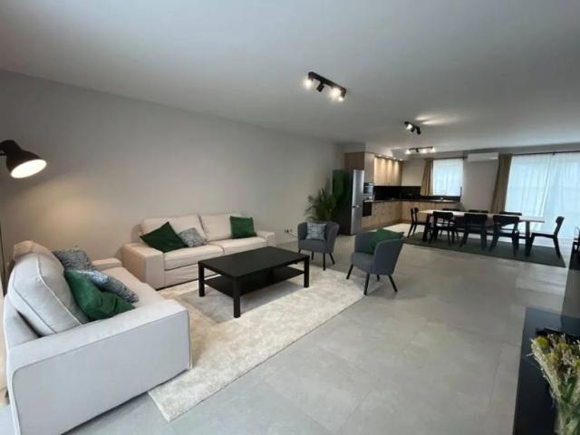 Triplex for rent, Namur