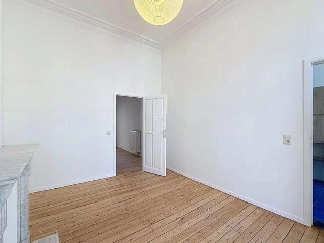 Triplex for rent, Etterbeek