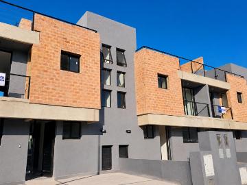 Tríplex premium en Cañuelas Chico Terraza, asador y calefacción central