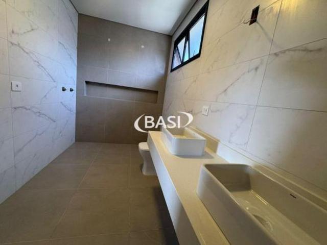 Triplex / Sobrado em Condominio a Venda no Merces ALTO PADRAO