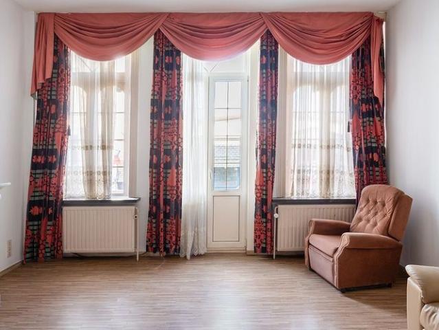 Triplex te huur in Antwerpen voor € 1.400 met 5 slaapkamers