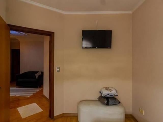 Triplex 276m2, 3 Dormitórios, 1 Suíte Master, 6 Vagas de Garagem, Depósito, Churrasqueira, Varanda