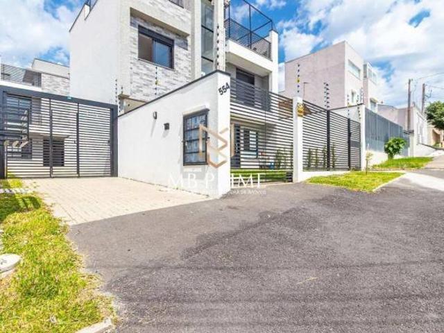 Triplex 3 quartos,1 suíte e amplo terraço, Uberaba Curitiba/PR