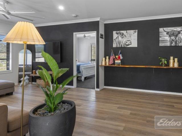 Triple Living on Acreage Minutes to Town