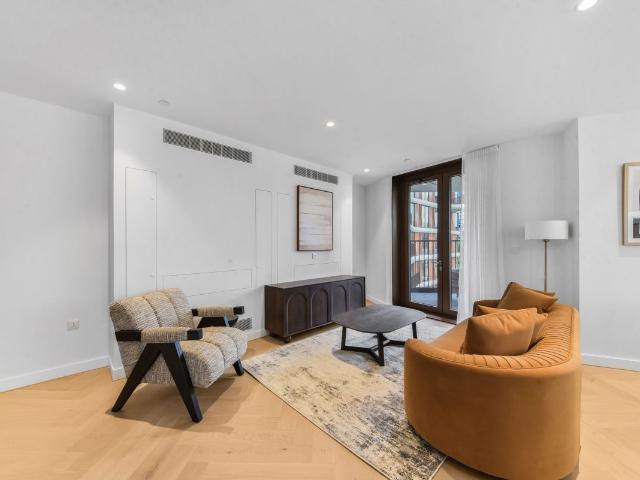 Triptych Bankside, London SE1, 2 bed flat to rent, £5,958 pcm | PrimeLocation