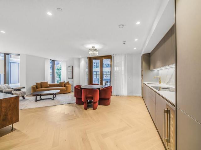 Triptych Bankside, London, Se1 9rd. 2 bed apartment to rent £5,350 pcm £1,235 pw