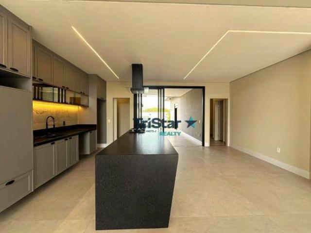 TRISTAR REALTY CA0527 CASA TÉRREA DE ALTO PADRÃO EM CONDOMINIO FECHADO AT. 360m² AC. 225m²